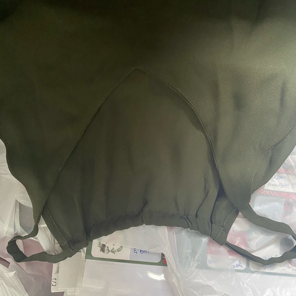 Flowy table top - Picture 2 of 2